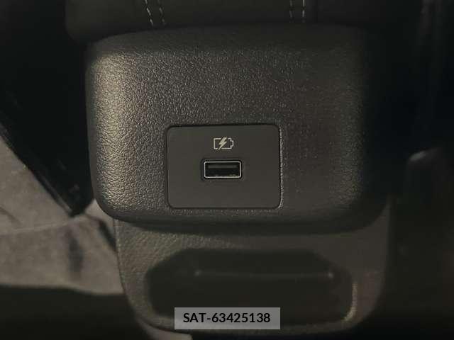 Nissan AURA 2023-03 6690919-15