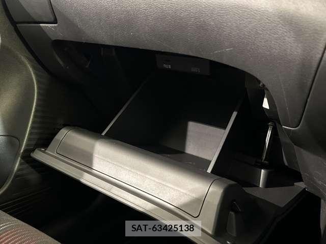 Nissan AURA 2023-03 6690919-26