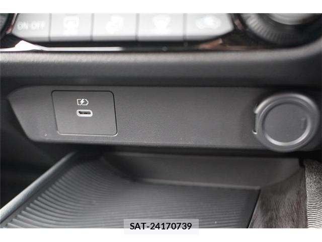 Nissan AURA 2025-07 6690918-9