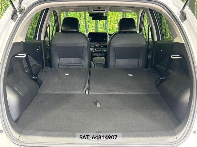 Nissan AURA 2023-10 6750926-9