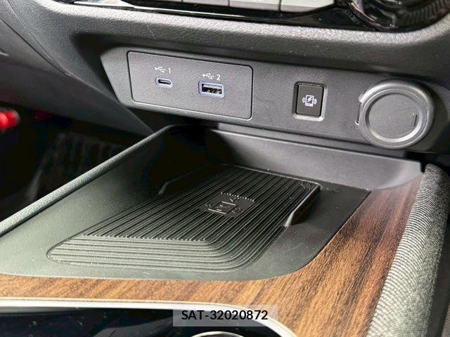 Nissan AURA 2024-03 6750920-14