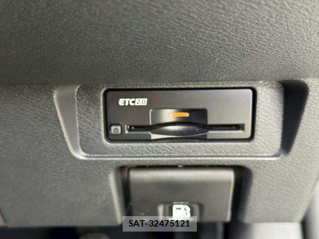 Nissan AURA 2022-02 6750911-7