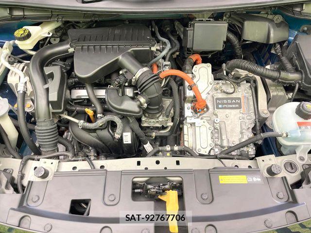 Nissan AURA 2021-09 6750924-17
