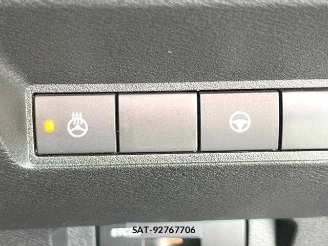 Nissan AURA 2021-09 6750924-6