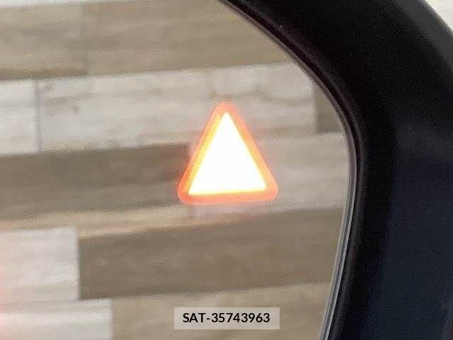 Nissan AURA 2024-09 6813860-10