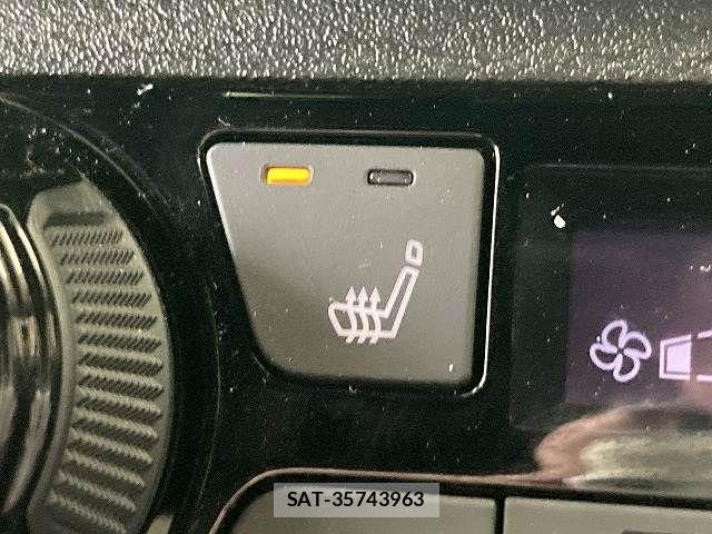 Nissan AURA 2024-09 6813860-8
