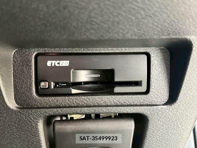 Nissan AURA 2021-11 6813865-10