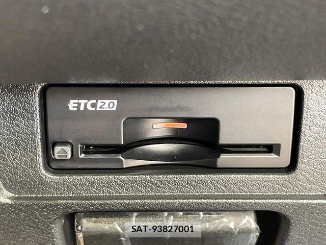 Nissan AURA 2021-11 6813895-6