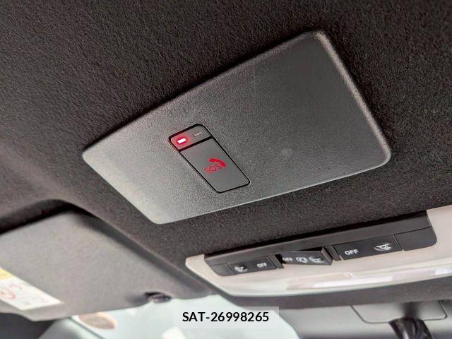 Nissan AURA 2023-07 6813868-13