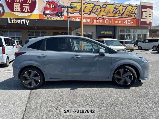 Nissan AURA 2024-05 6902360-11