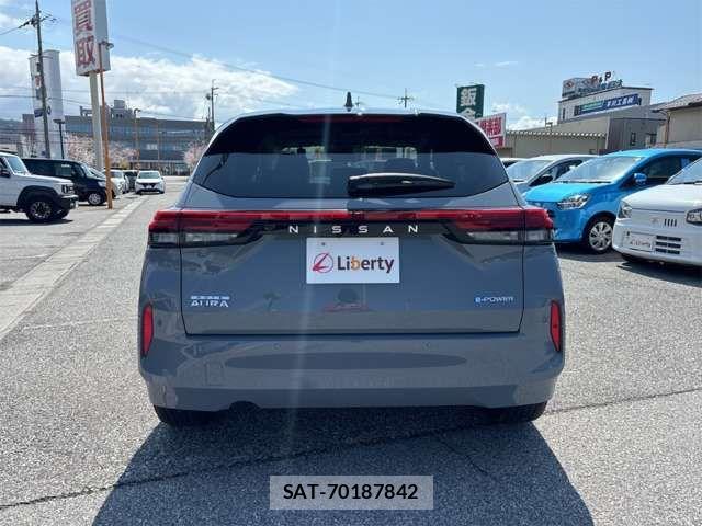 Nissan AURA 2024-05 6902360-13