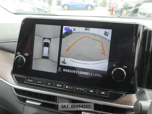 Nissan AURA 2023-03 6902364-9
