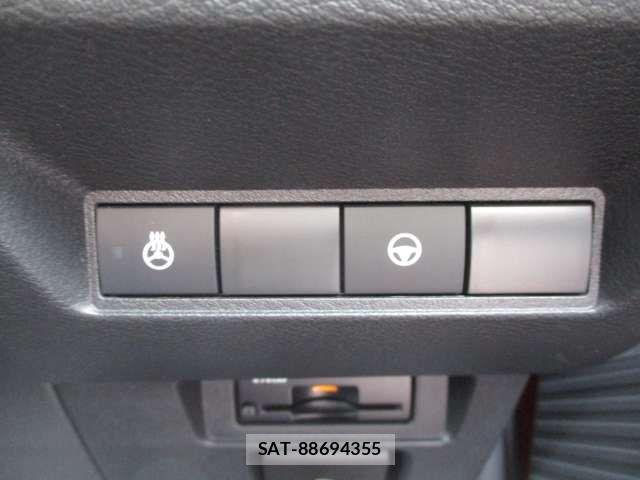 Nissan AURA 2023-03 6902364-14