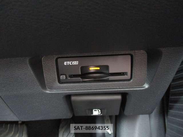 Nissan AURA 2023-03 6902364-15