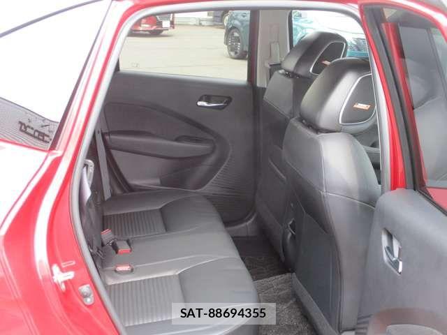 Nissan AURA 2023-03 6902364-19