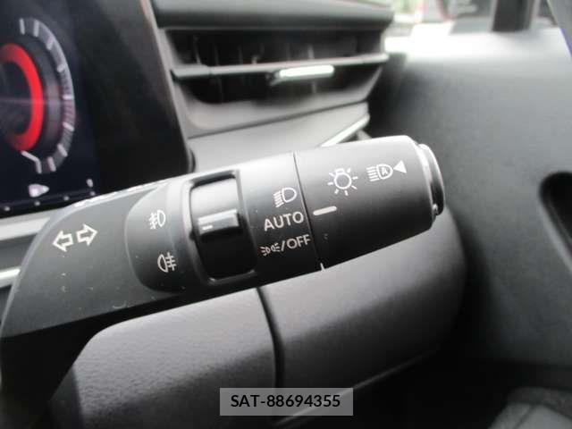 Nissan AURA 2023-03 6902364-5