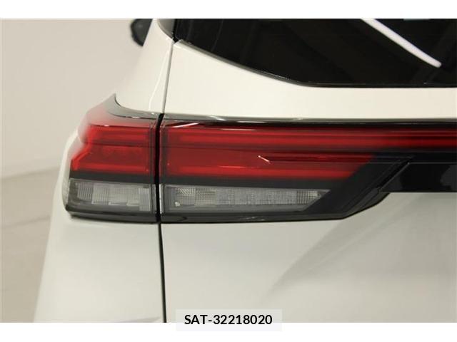 Nissan AURA 2021-11 6902366-19