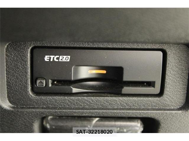 Nissan AURA 2021-11 6902366-4