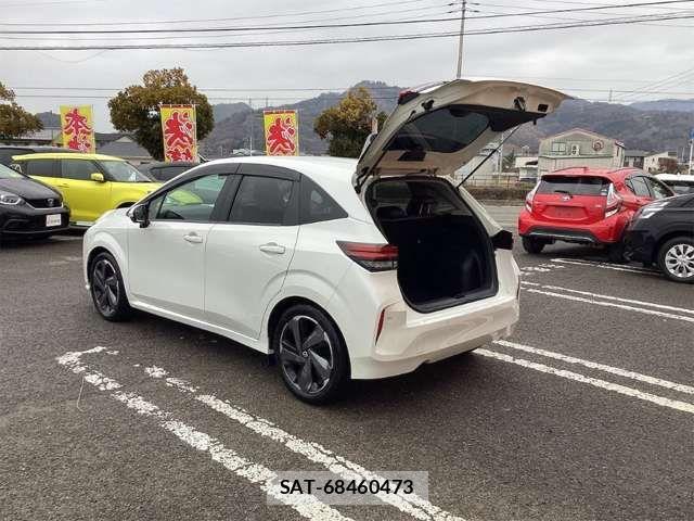 Nissan AURA 2022-04 6902365-12