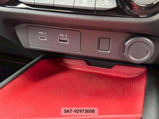 Nissan AURA 2024-01 6902351-14