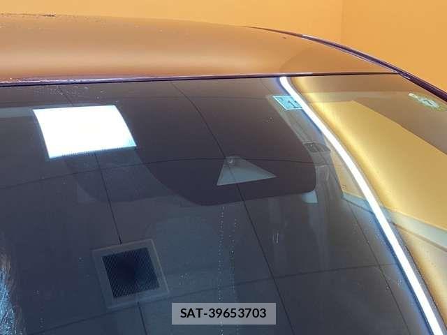 Nissan AURA 2022-11 6902382-18