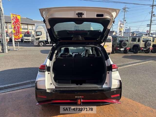 Nissan AURA 2023-01 6902350-16