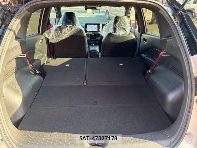 Nissan AURA 2023-01 6902350-18