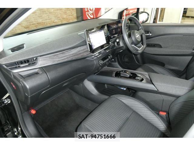 Nissan AURA 2025-04 6902354-5
