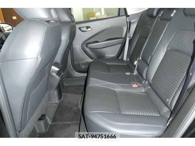 Nissan AURA 2025-04 6902354-8