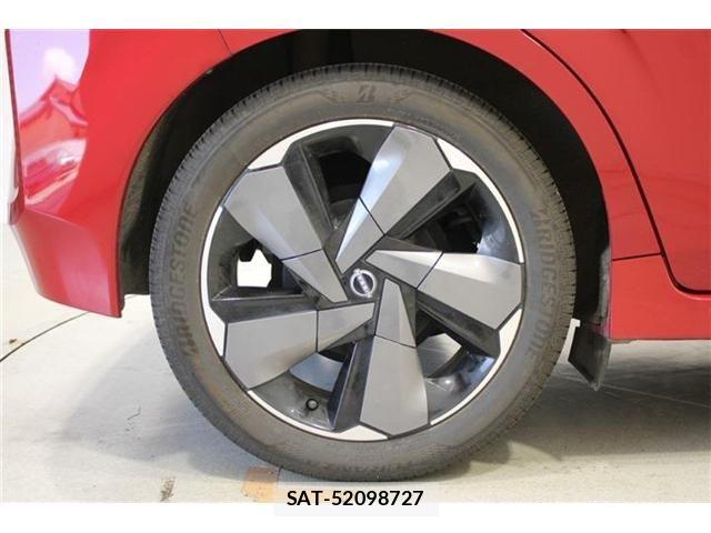 Nissan AURA 2022-09 6902385-22