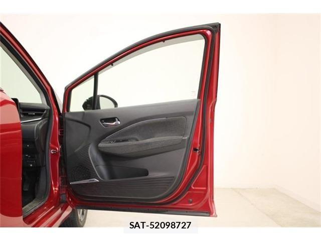 Nissan AURA 2022-09 6902385-28