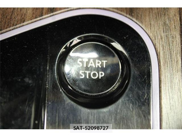 Nissan AURA 2022-09 6902385-4