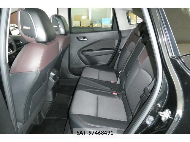 Nissan AURA 2024-05 6902346-8
