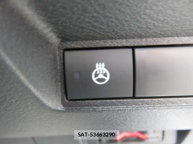 Nissan AURA 2021-11 6902367-16
