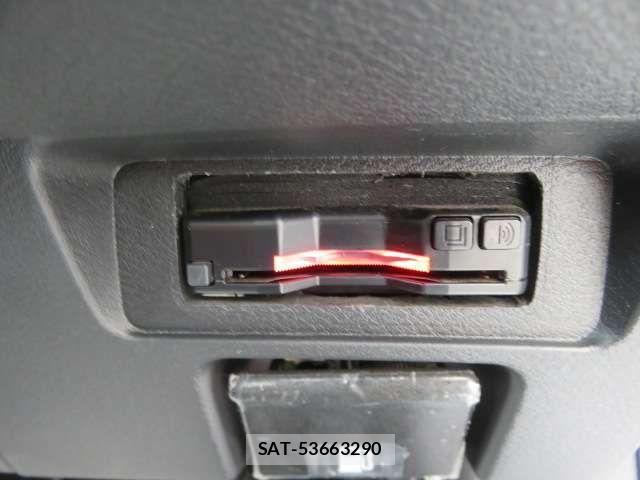 Nissan AURA 2021-11 6902367-17