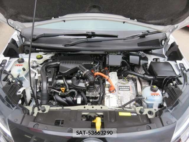Nissan AURA 2021-11 6902367-28
