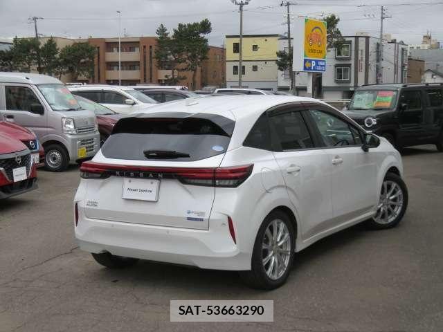 Nissan AURA 2021-11 6902367-2
