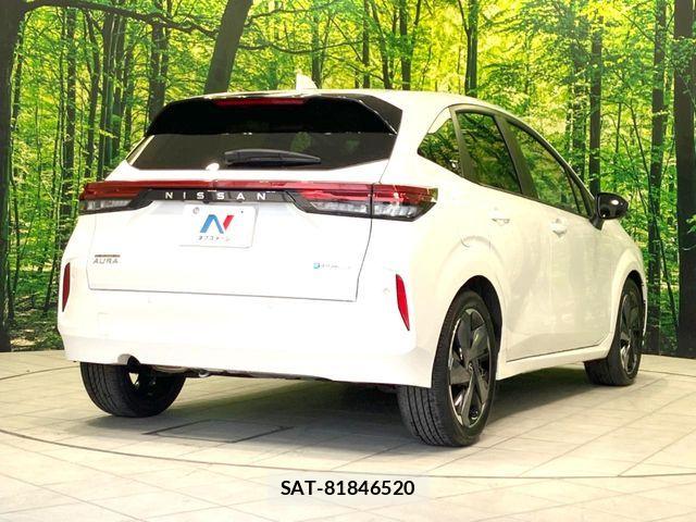 Nissan AURA 2024-02 6902368-16