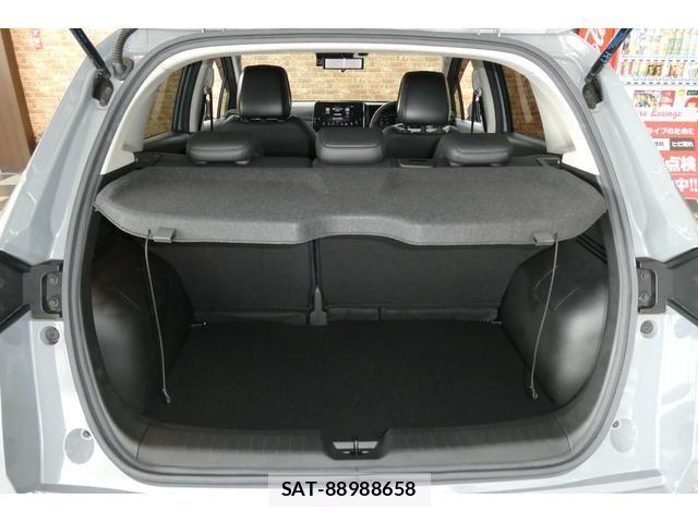 Nissan AURA 2025-01 6902349-10