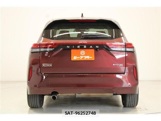 Nissan AURA 2022-02 6989487-10