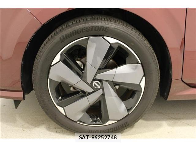 Nissan AURA 2022-02 6989487-24