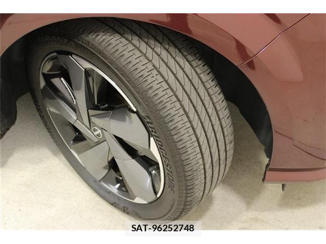 Nissan AURA 2022-02 6989487-27