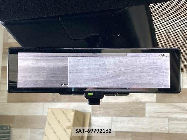 Nissan AURA 2024-10 6989387-9