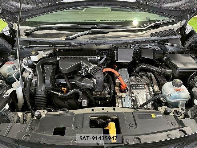 Nissan AURA 2022-06 6989391-12
