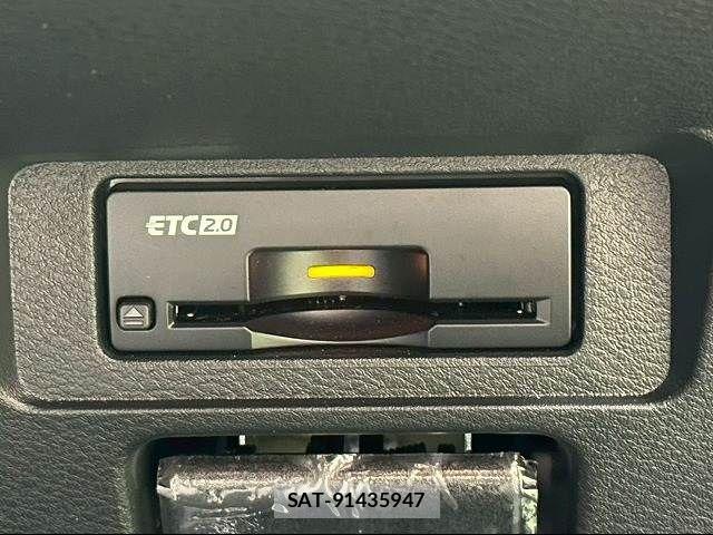 Nissan AURA 2022-06 6989391-7