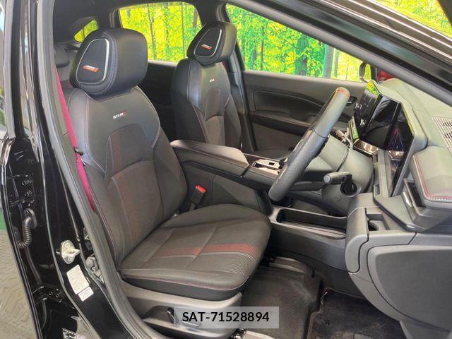 Nissan AURA 2024-12 6989478-8