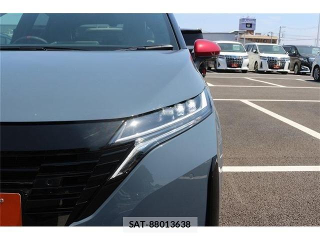 Nissan AURA 2025-05 6989388-14