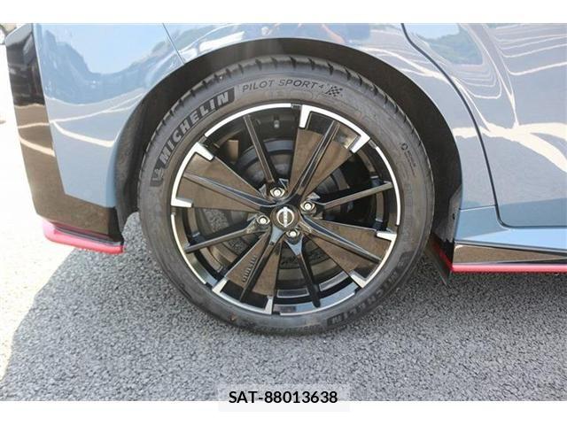 Nissan AURA 2025-05 6989388-24