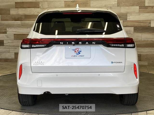 Nissan AURA 2024-06 7020058-14