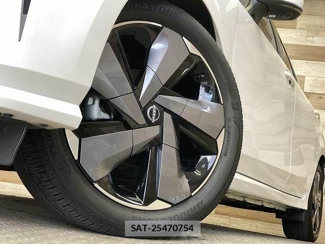 Nissan AURA 2024-06 7020058-18